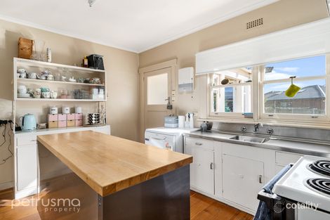 Property photo of 117 East Derwent Highway Lindisfarne TAS 7015