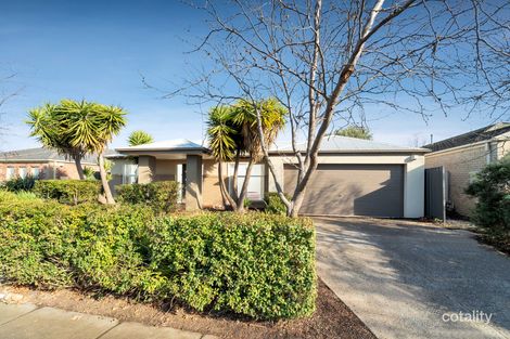 Property photo of 34 Eppalock Drive Manor Lakes VIC 3024