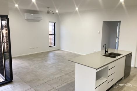 Property photo of 32 Phelps Circuit Kirkwood QLD 4680