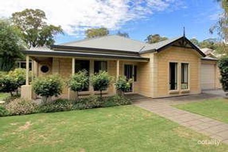 3 Woodland Gr, Aberfoyle Park, SA 5159