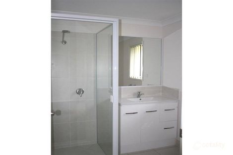 Property photo of 24 Bronco Crescent Gracemere QLD 4702