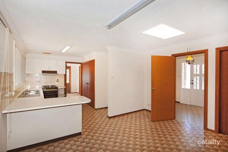 Property photo of 4 Rays Road Bateau Bay NSW 2261