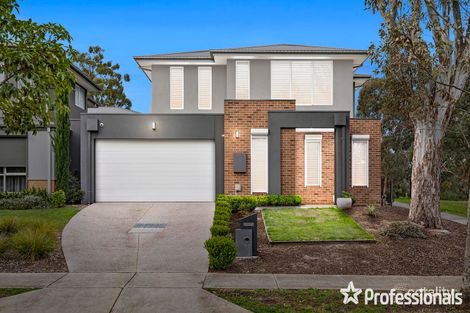 2c Caromar St, Croydon, VIC 3136