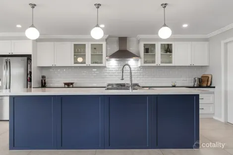 Property photo of 135 Diamond Drive Orange NSW 2800