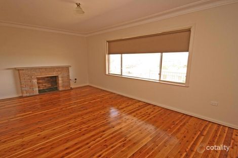 Property photo of 14 Grant Street Hillvue NSW 2340