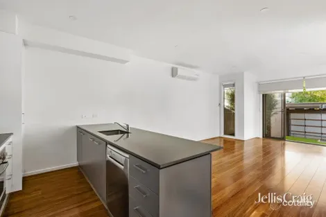 Property photo of 25 Stellar Place Bundoora VIC 3083
