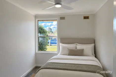 Property photo of 4 Bailey Crescent Armidale NSW 2350