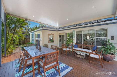 Property photo of 28 Grevillea Place Bridgeman Downs QLD 4035