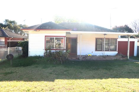 Property photo of 11 Lewis Street Bradbury NSW 2560