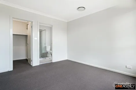 Property photo of 37 Limestone Avenue Spring Farm NSW 2570