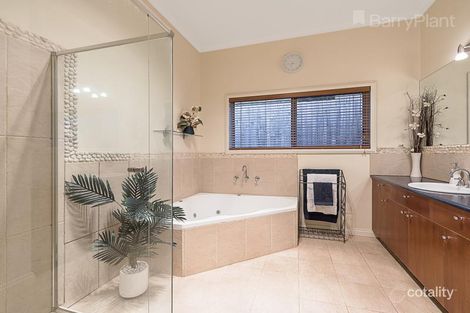Property photo of 44 Hunter Street Ferntree Gully VIC 3156