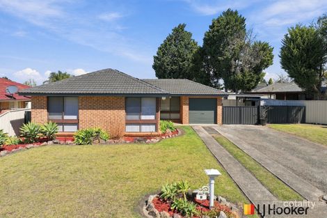 3 Marcellus Pl, Rosemeadow, NSW 2560