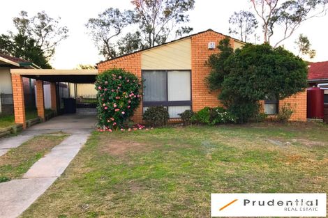 Property photo of 30 Gentian Avenue Macquarie Fields NSW 2564