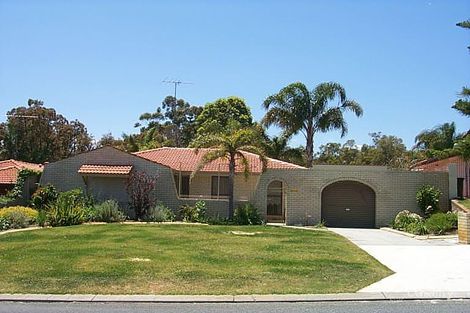 16 Manbari Cres, Wanneroo, WA 6065