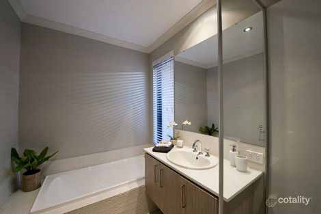 Property photo of 4 Mildenhall Street Huntingdale WA 6110