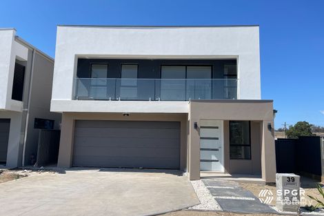39 Pecan Cres, Grantham Farm, NSW 2765