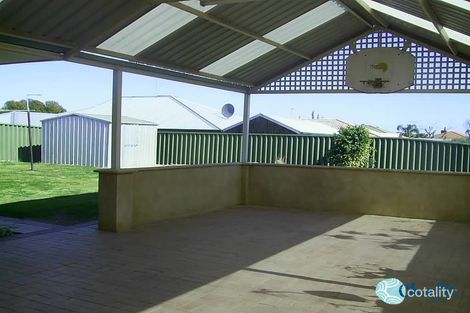 Property photo of 3 Warilla Close Waikiki WA 6169