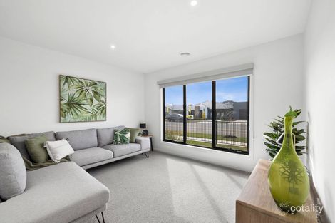 Property photo of 75 Shortridge Drive Lucas VIC 3350