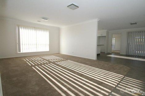 Property photo of 63 Botanic Way Orange NSW 2800