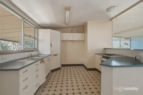 Property photo of 14 Holmes Avenue Armidale NSW 2350