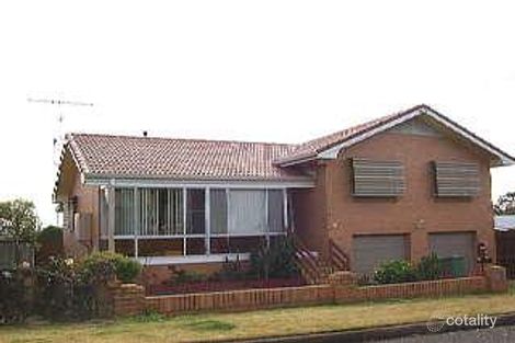 11 Wilma St, Centenary Heights, QLD 4350