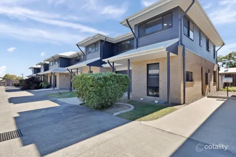 6/7 Bilgola Pl, Blacks Beach, QLD 4740