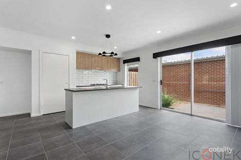Property photo of 29 Piccadilly Drive Wollert VIC 3750