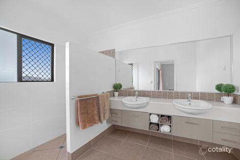 Property photo of 4 Cheyne Close Bentley Park QLD 4869