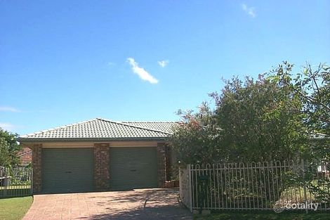 2 Cremorne Ct, Kippa-Ring, QLD 4021