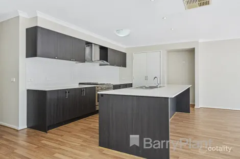 Property photo of 10 Cadell Avenue Tarneit VIC 3029