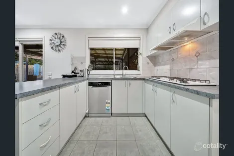 Property photo of 3 Jamie Mews Berwick VIC 3806