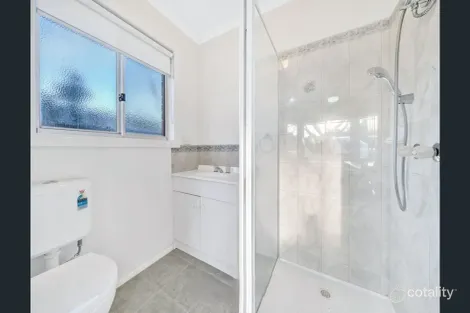 Property photo of 3 Jamie Mews Berwick VIC 3806