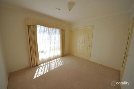 Property photo of 4 Rees Close Drouin VIC 3818