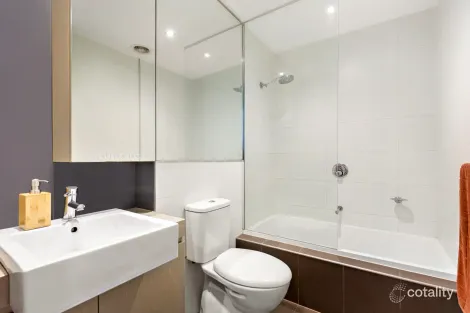 Property photo of 31/44 Eucalyptus Drive Maidstone VIC 3012
