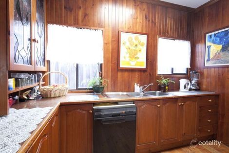 Property photo of 21 Challis Street Newport VIC 3015