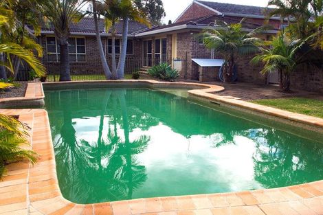 Property photo of 25 Gordon Avenue Summerland Point NSW 2259