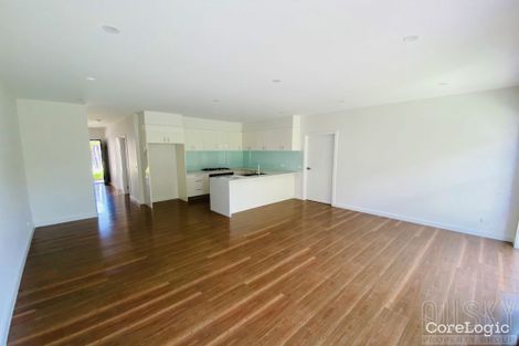 Property photo of 2/41 Russell Crescent Doncaster East VIC 3109