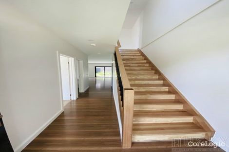Property photo of 2/41 Russell Crescent Doncaster East VIC 3109