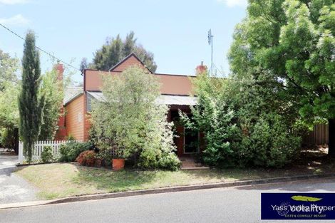 Property photo of 11 Leake Street Bowning NSW 2582