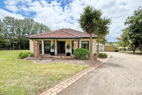 122 Cazalys Rd, Brandy Creek, VIC 3821