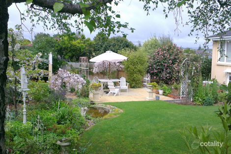 Property photo of 8 Sunset Court Devonport TAS 7310
