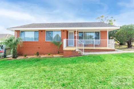2 Rogers Ave, Kanahooka, NSW 2530