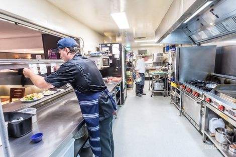 87a Landsborough Ave, Scarborough, QLD 4020