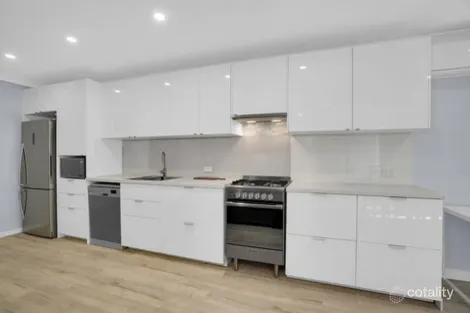 Property photo of 21 Bookleaf Place Bridgeman Downs QLD 4035