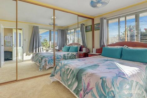 Property photo of 32 Bungarra Crescent Chipping Norton NSW 2170