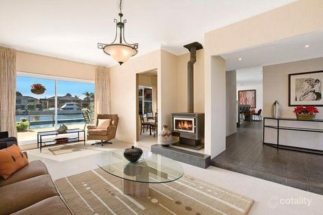 Property photo of 28 Macintyre Crescent Sylvania Waters NSW 2224