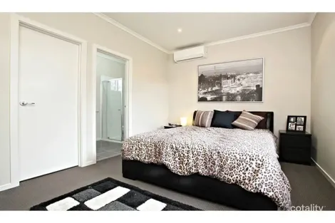 Property photo of 1/30 Scovell Crescent Maidstone VIC 3012