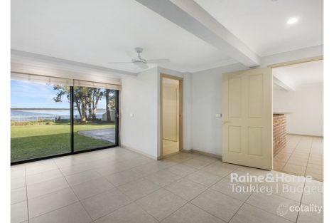 Property photo of 28 Woodland Parkway Buff Point NSW 2262