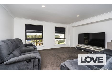 Property photo of 5 Gaites Drive Cameron Park NSW 2285