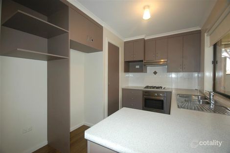 Property photo of 23 Incarnie Crescent Wagga Wagga NSW 2650